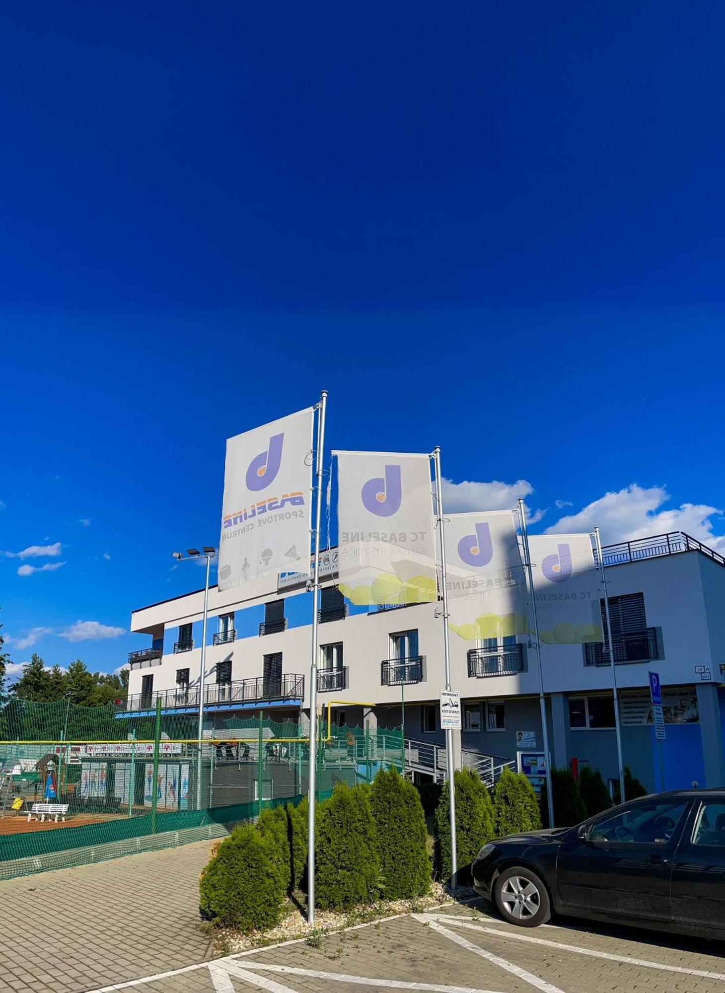 Baseline Sportovy Areal & Penzion Banska Bystrica Bagian luar foto